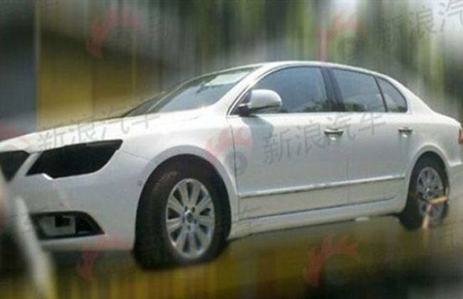 2013 Skoda Superb Luxury Saloon Temelift很快见证全球发射