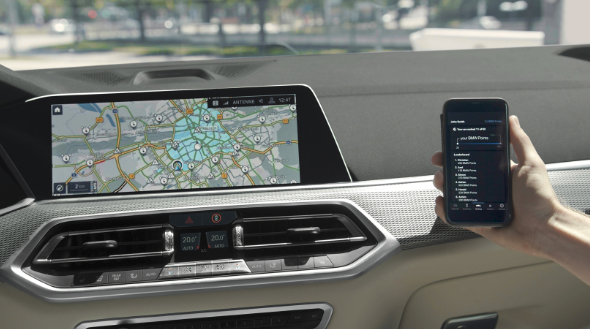 BMW Expands BMW Operating System 8 to Integrate Android Car Operating System